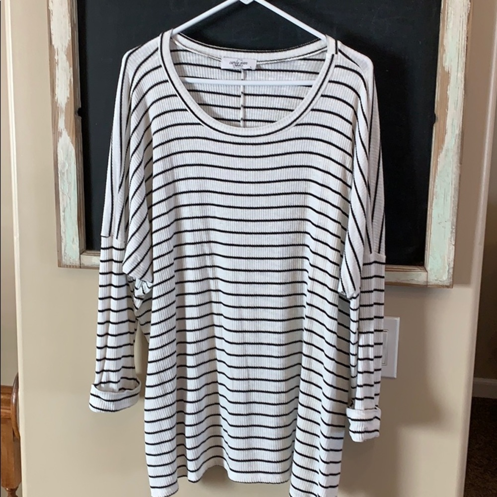 Carly Jean Los Angeles Evelyn top